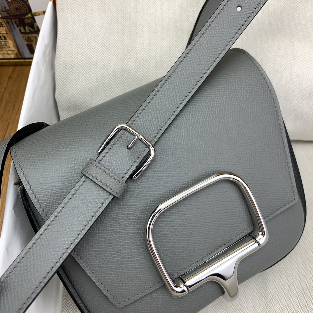 에르메스 델라 카발레리아 미니 앱송 그리스 메이어